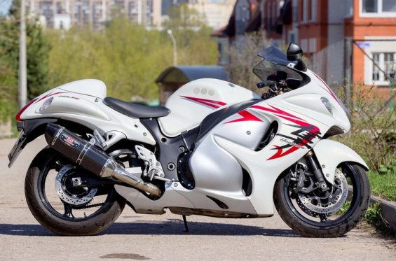 SUZUKI-HAYABUSA-motosiklet
