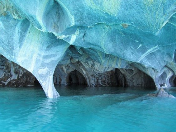 Patagonia-lake-marble-cave